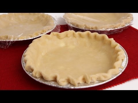 How to Freeze Homemade Pie Crust - Laura Vitale - Laura in the Kitchen - UCNbngWUqL2eqRw12yAwcICg