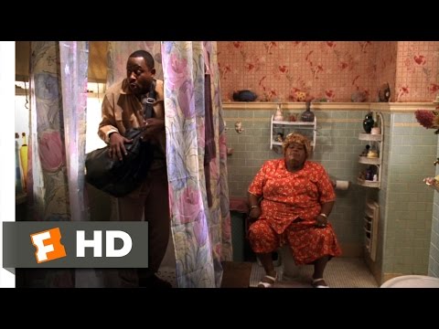 Big Momma's House (2000) - Trapped In the Bathroom Scene (1/5) | Movieclips - UC3gNmTGu-TTbFPpfSs5kNkg