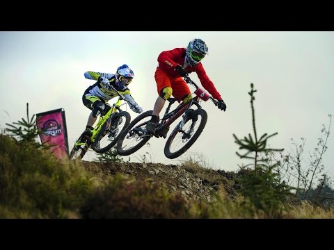 Gee Atherton Hunts Down MTB Riders - Red Bull Foxhunt 2015 - UCblfuW_4rakIf2h6aqANefA