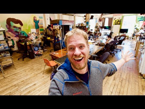 Inside San Francisco's Anarchist Hackerspace - UCO8DQrSp5yEP937qNqTooOw