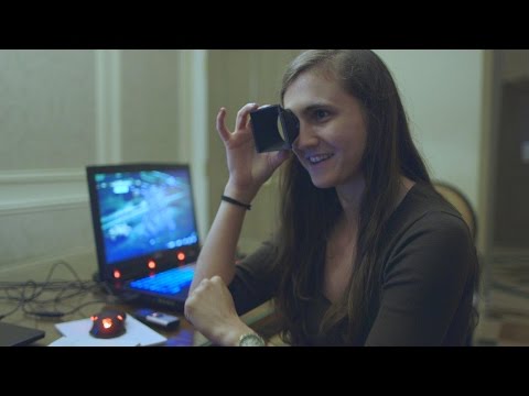 Playing Assassin's Creed with Tobii's new laptop eye tracker — CES 2016 - UCddiUEpeqJcYeBxX1IVBKvQ