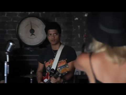 Bruno Mars "Chunky" (Music Video)