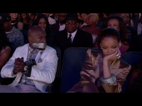 Rihanna Tapes Floyd Mayweather's Mouth Shut at BET Awards - UCdtXPiqI2cLorKaPrfpKc4g