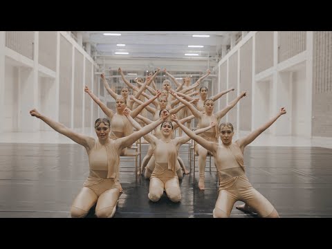 Sportovní video (megapixel.cz) - One take choreografie v Národní Galerii (Movement factory)