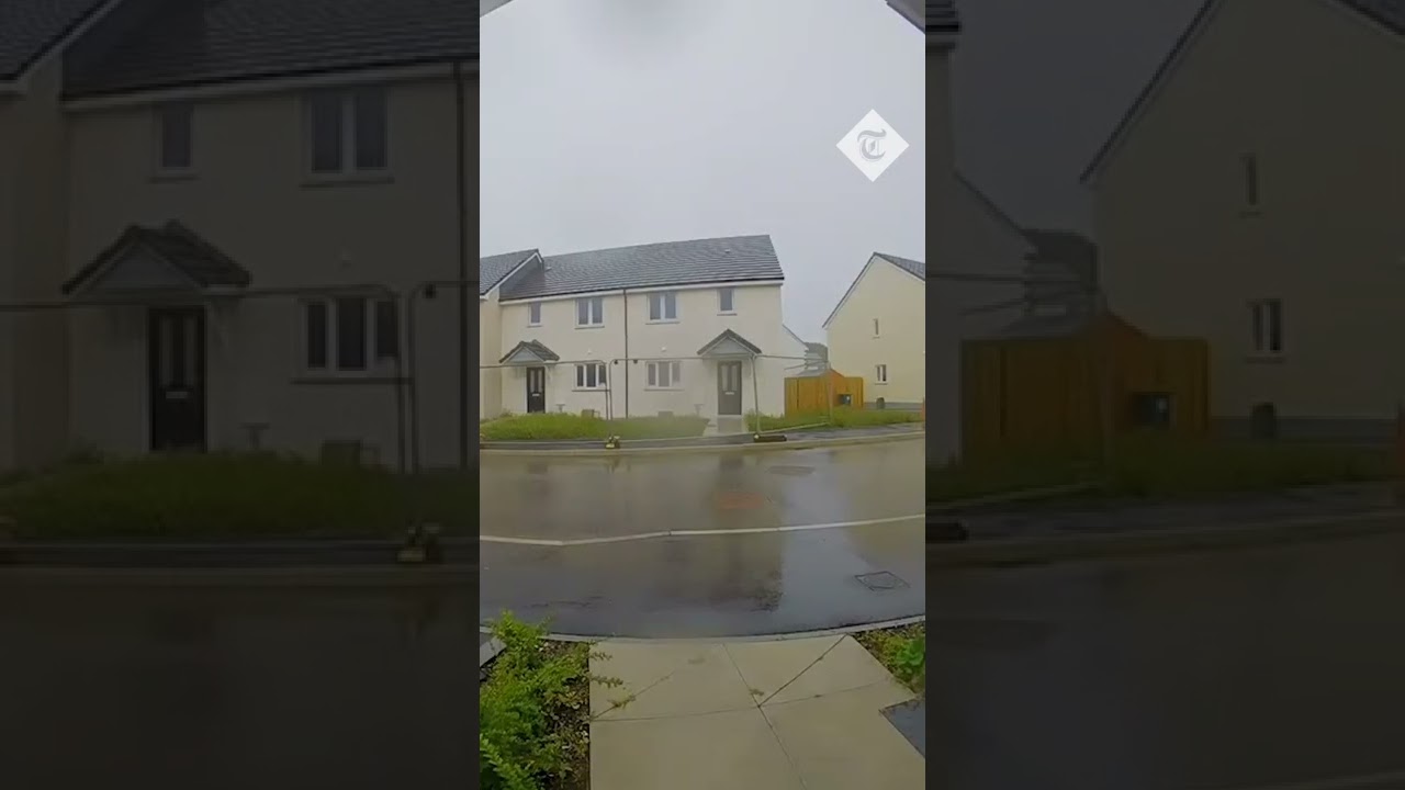 Lightning bolt strikes new home in Cornwall