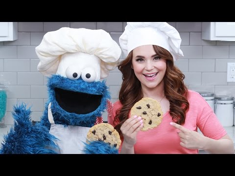 CHOCOLATE CHIP COOKIES w/ COOKIE MONSTER! - NERDY NUMMIES - UCjwmbv6NE4mOh8Z8VhPUx1Q