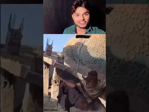 Tiger Shroff vs Hrithik Roshan 🔥 | Kaun Karta Hai Apne Stunts Khud? | Real Truth Reaction #shorts