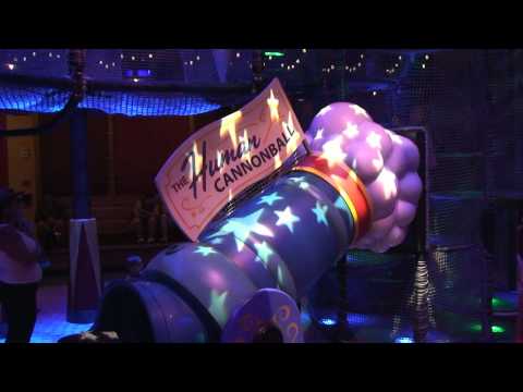 Dumbo the Flying Elephant Interactive Queue, POV Ride, Magic Kingdom Storybook Circus - Disney World - UCe-gHr2O_LP7t0YJYHZQZlg