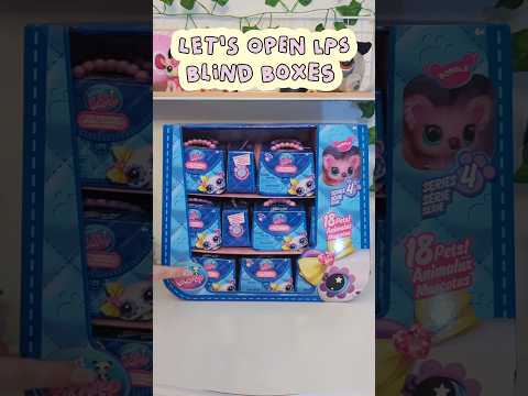 WHAT'S INSIDE THE BLIND BOX! #littlestpetshop #unboxing #lps #gifted #nostalgia #blindbags