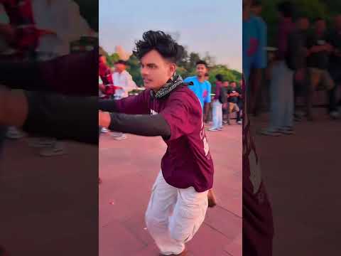 Girls vs boys stunt video 🥰 attitude video/public place stunt video/#trending #stunt #backflip