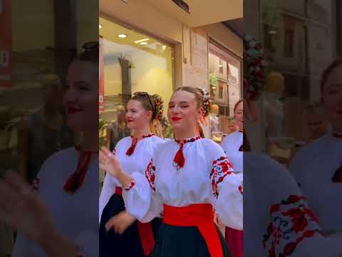 Народний хор КНУКіМ на Міжнародному фольклорному фестивалі «Tarantella del Vesuvio», Соренто, Італія