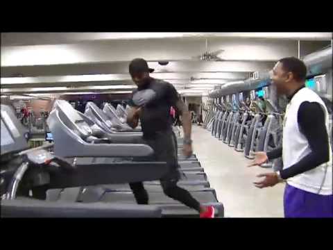 AMAZING TREADMILL WORKOUT: Watch fitness trainer Leo Cort run across six treadmills on live TV - UCHLyP4MuA-JAFBCwxXOEDdA