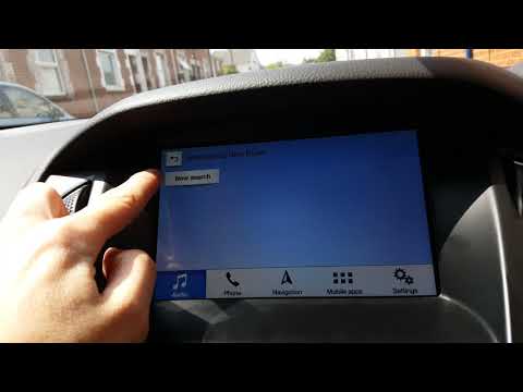 view Selecting USB drive and files using Sync 3