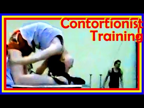 Gifted Contortionists Present Awesome Flexibility In Training Routine And Circus Performance Gifted Contortionists Present Awesome Flexibility In Training Routine And Circus Performance