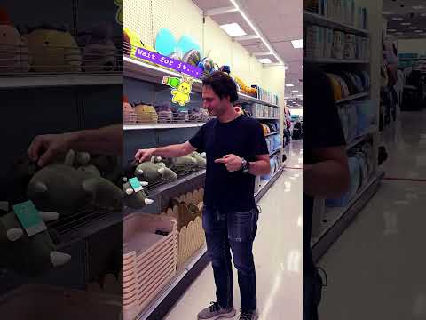 Weighted #Plushy Vs. Vye