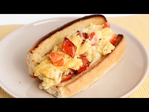 Peppers & Egg Sandwich - Laura Vitale - Laura in the Kitchen Episode 812 - UCNbngWUqL2eqRw12yAwcICg