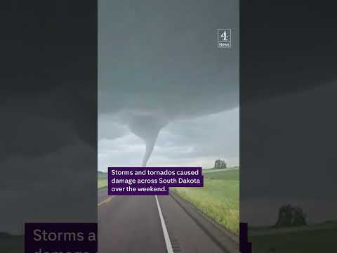 Man records himself in front of tornado in South Dakota