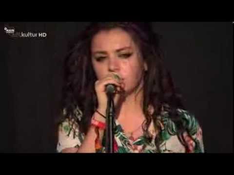 Charli XCX - Nuclear Seasons (HD live in Germany)