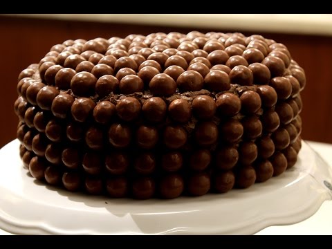 Chocolate Pearl Cake | Sanjeev Kapoor Khazana - UCmoX4QULJ9MB00xW4coMiOw