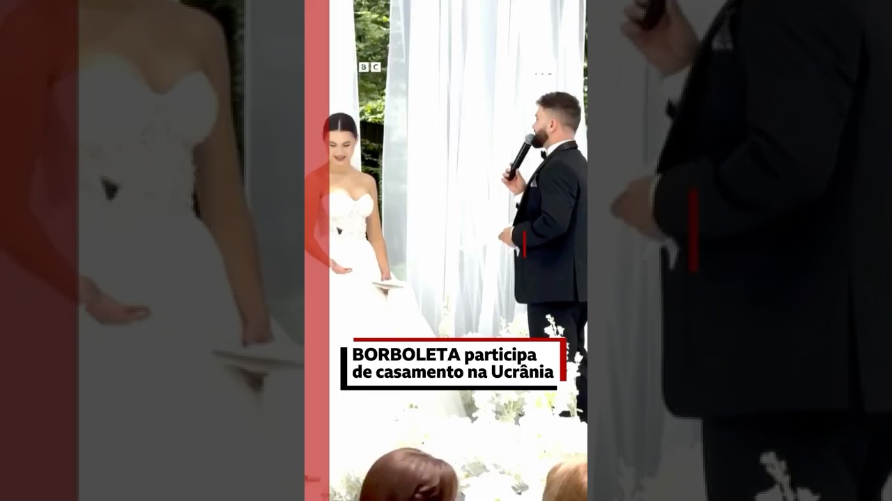 Um convidado inesperado interrompe cerimônia de casamento na Ucrânia.