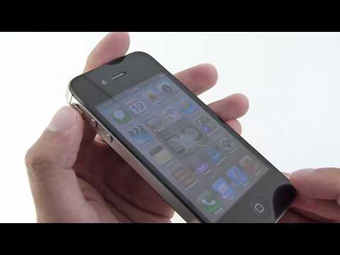 Apple iPhone 4S unboxing and hands-on - UCwPRdjbrlqTjWOl7ig9JLHg