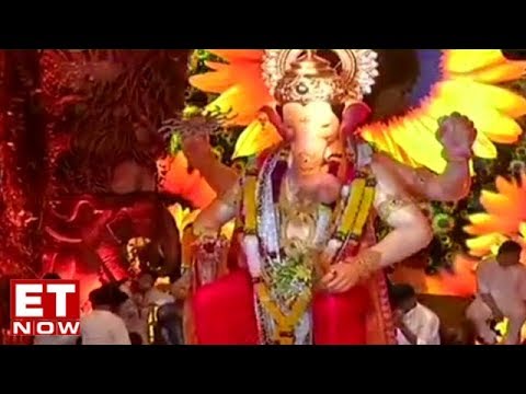 WATCH #Spiritual | Devotees Seek BLESSINGS From LALBAUGCHA RAJA Ganapati, which is BIGGEST GANESH Idol in Mumbai