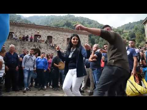 TARANTELLA TRADIZIONALE BALLATA - IL RITO DELLA TARANTELLA DELLA MADONNA DELLA MONTAGNA DI POLSI!