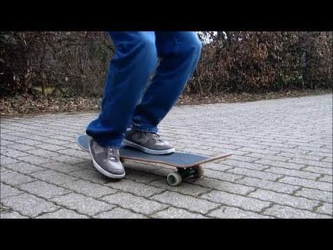 HOW TO OLD SCHOOL KICKFLIP THE EASIEST WAY TUTORIAL - UC9PgszLOAWhQC6orYejcJlw