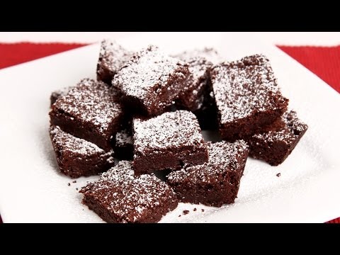 Homemade Chewy Brownies Recipe - Laura Vitale - Laura in the Kitchen Episode 691 - UCNbngWUqL2eqRw12yAwcICg