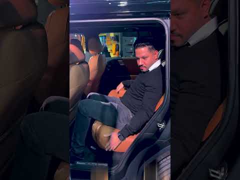 سيارة من عالم العاب الريترو!! 😲😲