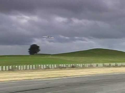 RC model plane in a gale #1 - UCQ2sg7vS7JkxKwtZuFZzn-g