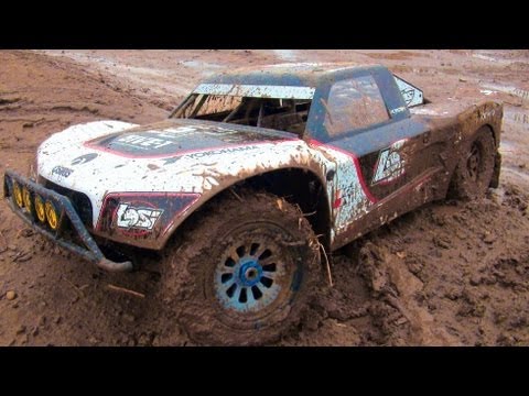 RC ADVENTURES - HUGE, MUDDY 4X4 OFF ROAD GAS TRUCK - LOSI 5ive T, 2nd Tank - UCxcjVHL-2o3D6Q9esu05a1Q