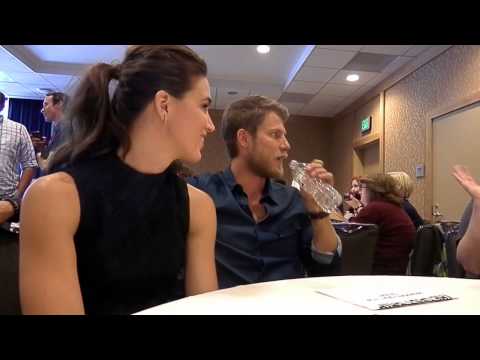 SDCC 2015 - The Last Ship Travis Van Winkle & Marissa Neitling - UCilXLcDixddIyPfkuaGzNSw