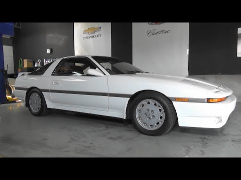 1986 トヨタ スープラ 3.0GT 内外装