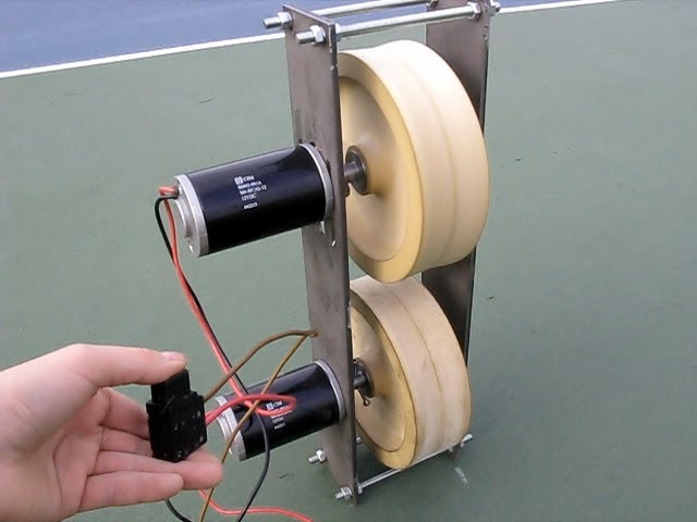 How Do Tennis Ball Launchers Work?