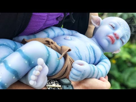 Taking Avatar Baby to Disney World - UCGwPbAQdGA3_88WBuGtg9tw