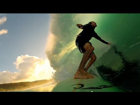 GoPro HD: Shotgun Barrels at Pipeline - UCqhnX4jA0A5paNd1v-zEysw