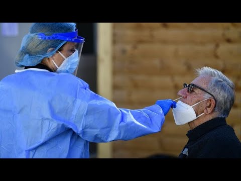 Ελλάδα - Covid: Σύσταση για χρήση μάσκας και εμβολιασμό