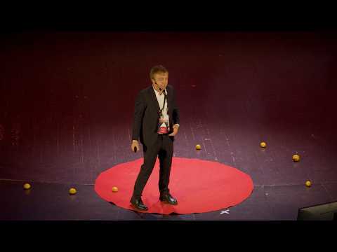 Valorificarea turistică a moștenirii comuniste la Iași | Mihai Bulai | TEDxCopou