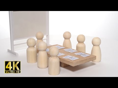 ピグ人形の会議、資料とホワイトボード003 無料動画素材 Pig dolls and whiteboard having a meeting, zoom Free Video Materials 4K