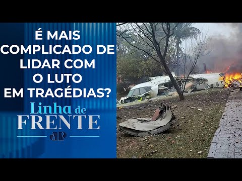 Perder pessoas em acidentes aéreos é mais traumático? Bancada comenta | LINHA DE FRENTE