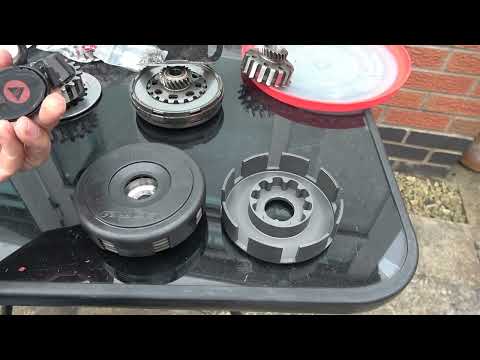 SLUK | Vespa Largeframe Clutches and W1R Proto Comparison