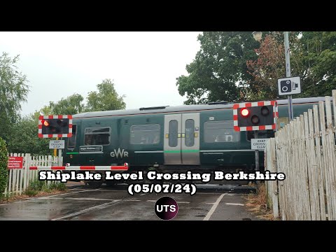 Shiplake Level Crossing Berkshire (05/07/24)