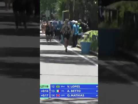 Leonie Periault looking strong with an impressive lead #WTCSYokohama #OlympicTRI #Triathlon #shorts