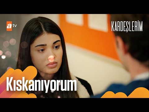 Aşkta kıskançlık her zaman olur... - Kardeşlerim Arşiv Sahneler🎬