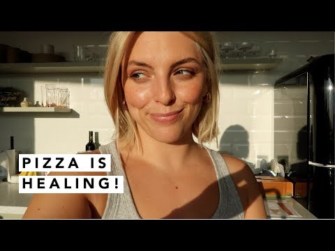 PIZZA AND SKINCARE | Estée Lalonde