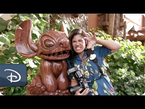 Meet Aulani’s ‘Ohana | Disney Photographer | Aulani, A Disney Resort & Spa - UC1xwwLwm6WSMbUn_Tp597hQ