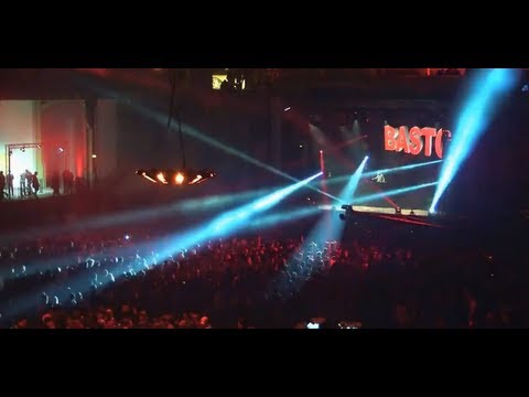 Basto - Stormchaser (Live @ Grand Palais - Paris) - UCprhX_G7Ksas92zvcOKObEA