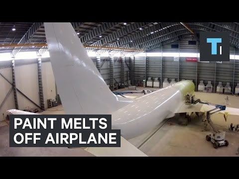 Watch as paint melts off this airplane - UCVLZmDKeT-mV4H3ToYXIFYg