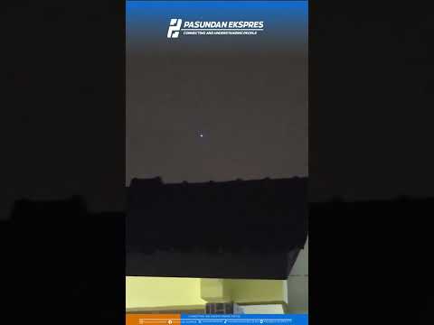 Benda Aneh Mirip UFO Tertangkap Kamera, Begini Kata BRIN #viralvideo #shorts #trending